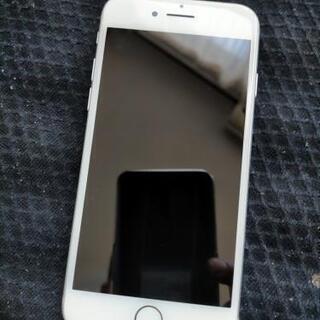 送料無料・バッテリー97%】iPhone 7 シルバー 32 GB SIMフリー