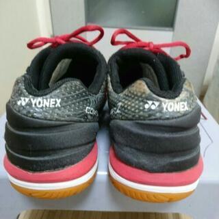 YONEX屋内シューズ【26,5センチ】の画像