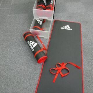adidasエクササイズマットの画像