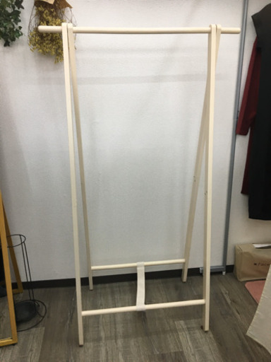 木製ハンガーラック　ホワイト