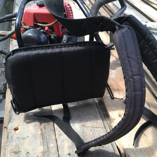 シンダイワ背負い式仮払い機 一発始動 中古