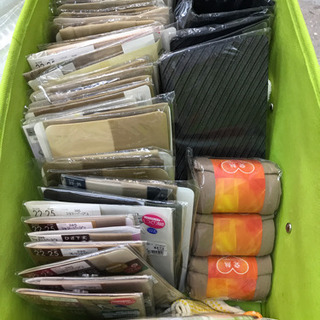 100円コーナーより  未使用 ストッキング  大量入荷中❗️