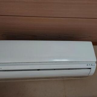 6畳用 ルームエアコン2台 売れました。お取引様に感謝です。の画像
