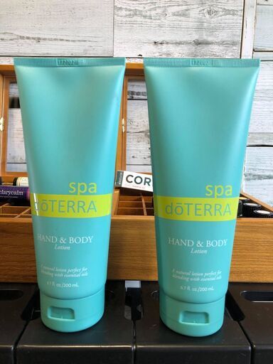 ドテラ　精油とデュフューザー他（全て表示価格の2割引きにお値下げ致します。）