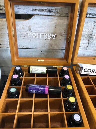 ドテラ　精油とデュフューザー他（全て表示価格の2割引きにお値下げ致します。）
