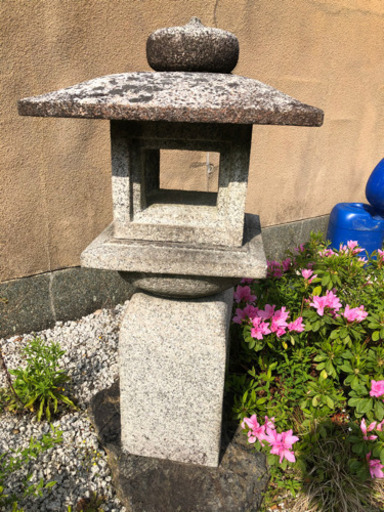 石　灯籠
