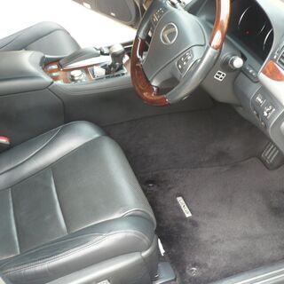 ★美車★１オーナー車★２５年式★レクサスLS★４６０バージョンC-Iパケ★ナビ＆TV★黒本革★パワートランク★車検4年2月の画像