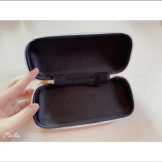 DaTuRaメガネケースの画像