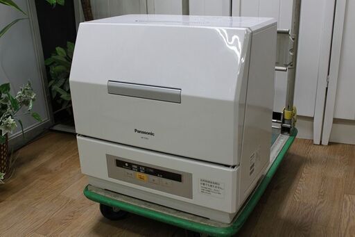 hパナソニック NP-TCR2-W [食器洗い乾燥機 プチ食洗 ホワイト] 2015年製 Panasonic 食洗機 店頭引取大歓迎♪ R3169)