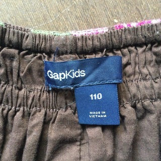 ★GAP KIDS 110 キャミワンピース 茶 花柄の画像