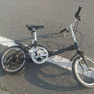 16インチ折りたたみ自転車クロ