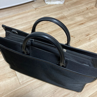 ビジネスバッグの画像