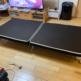 折り畳みベッドの画像