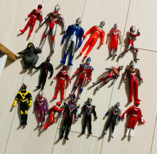 ウルトラマン　フィギュア