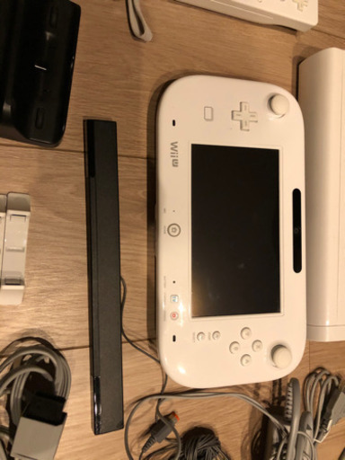 WiiUリモコン４本ヌンチャク一本！！