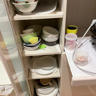 食器棚の画像