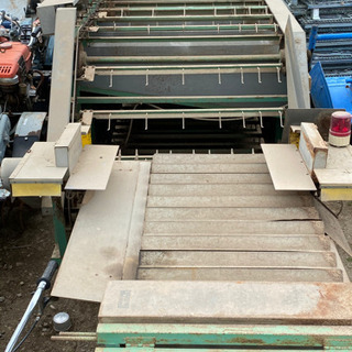 ラクベー根裁機、選別機　自動ロータリーゴボウ、ネギ、ニンジン、長野菜の画像