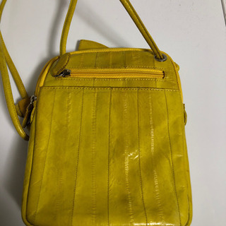 PRECIOUS のウナギの革のショルダーバッグの画像