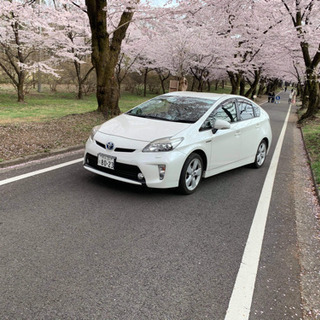 Toyota Prius 2013 G-touring 65万　...