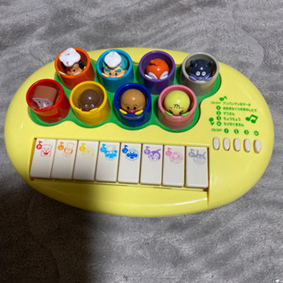 アンパンマンのピアノお値引き致します