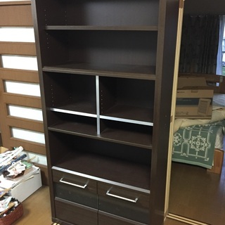 書棚（転倒防止ポール付き）