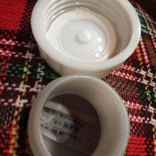 ★未使用品★レトロな水筒の画像