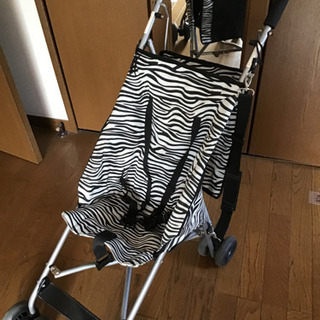 簡易ベビーカーの画像