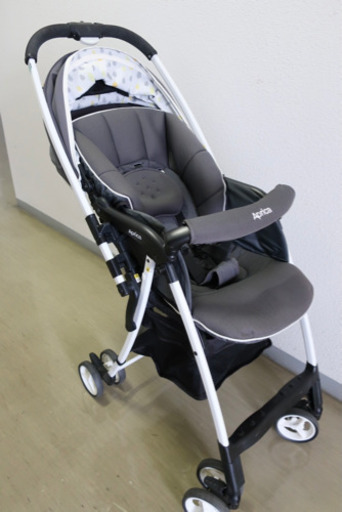 アップリカ　ベビーカー　カルーンエアーAB