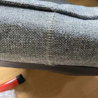 ニトリ 幅66cm。ひじ掛けがリクライニングに連動し、腕がラク！ハイバックタイプの全身リラックス座椅子。の画像