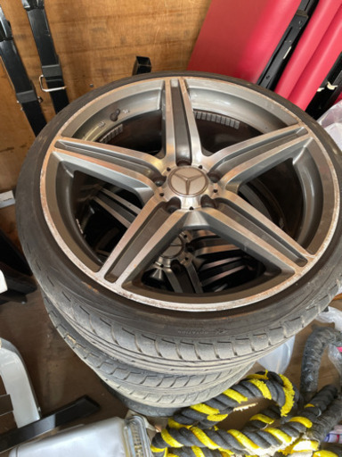 ベンツCクラスに履いていたアルミ　タイヤ　19インチ