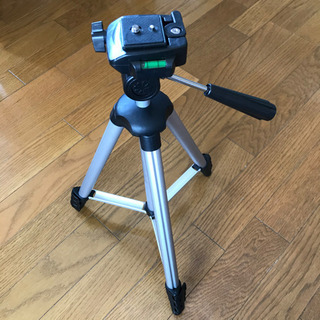 水平器付き カメラ用三脚