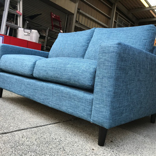 2人がけブルーソファー