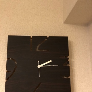 オシャレ　木製壁掛け時計の画像
