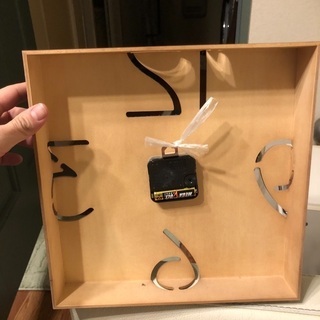 オシャレ　木製壁掛け時計の画像