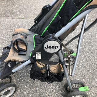 かっこいい　Jeepのベビーカーの画像