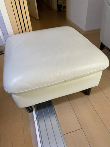 ROOMDECO ３人掛けソファ イタリア製総本革張り オットマン付
