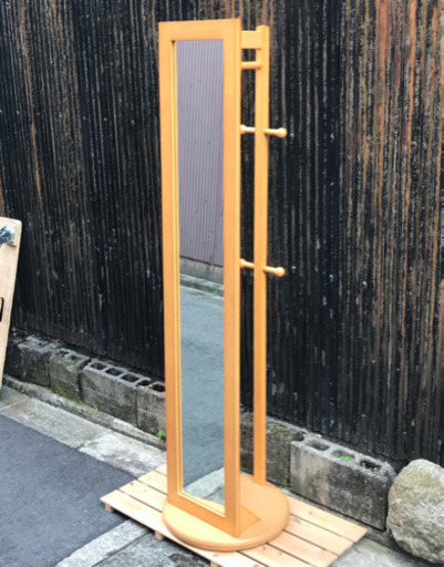 ニトリ　回転式スタンドミラー