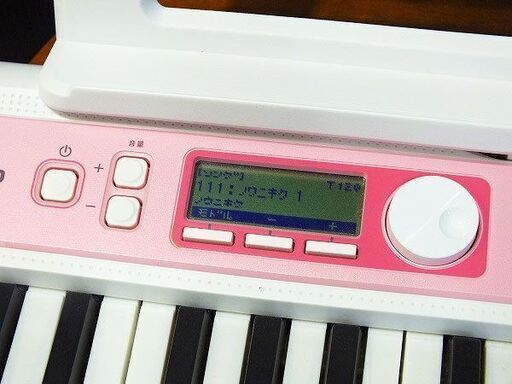 【苫小牧バナナ】カシオ/CASIO 光ナビゲーション 電子キーボード 61鍵盤 LK-312 内蔵曲数120曲 譜面台 マイク付き ♪