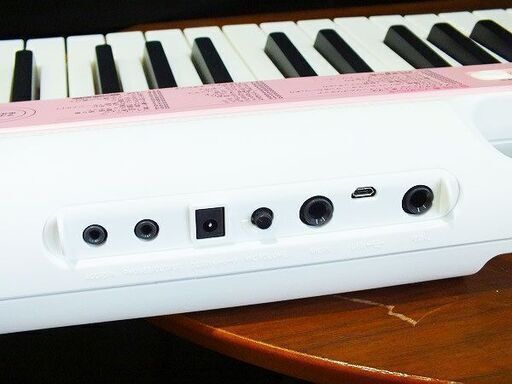 【苫小牧バナナ】カシオ/CASIO 光ナビゲーション 電子キーボード 61鍵盤 LK-312 内蔵曲数120曲 譜面台 マイク付き ♪