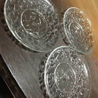 クリスタル綺麗なお皿　3枚