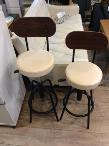 中古品 バーカウンターチェア