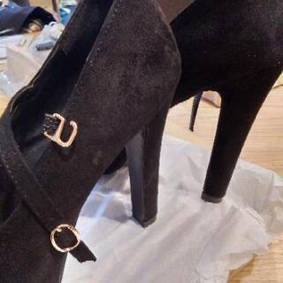 ハイヒール黒の画像