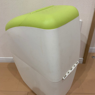 オムツ　ゴミ箱の画像