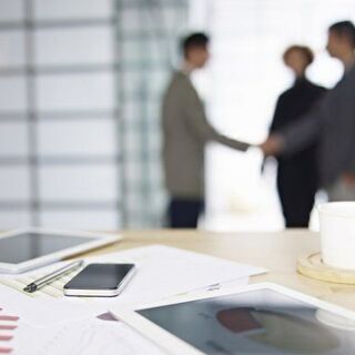 【営業職】未経験大歓迎/成果を残せば年収は青天井！