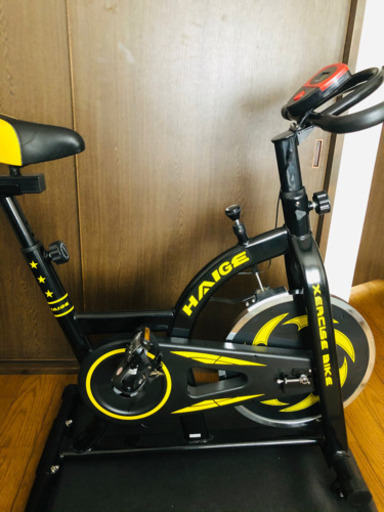 スピンバイク！使用回数少ないです！