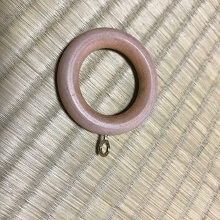 【再値下げしました】木製カーテンポール、取付具の画像