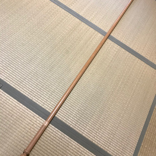 【再値下げしました】木製カーテンポール、取付具の画像