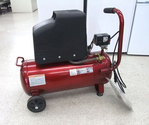 藤原産業 SK11 PUMA オイルレス エアーコンプレッサー タンク容量：30L SR-102 10mエアホース付き ☆ PayPa