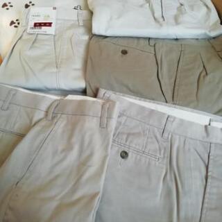 ユニクロ　綿パン新品の画像