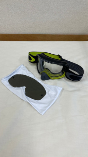 【直渡、大幅割引】オークリー  モトクロス　ゴーグルOフレーム　フリークエンシーMX